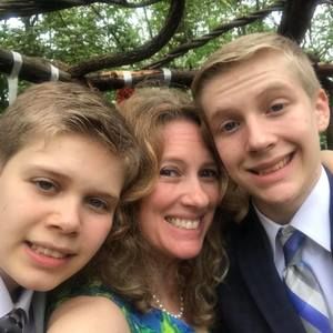 Meet your Posher, Dayna